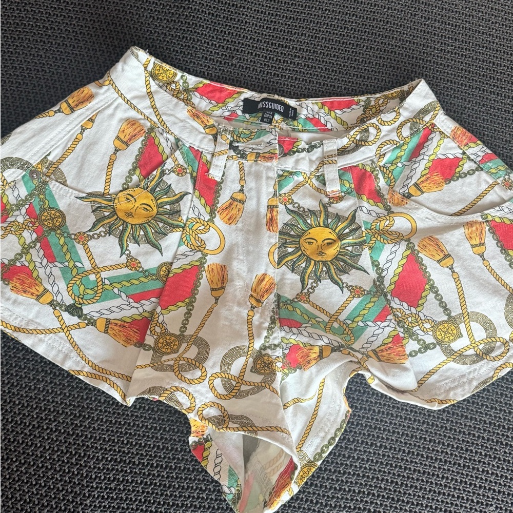 Balloon Shorts